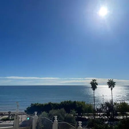 Benalbeach Frontline By Benalsuites - Sea View 아파트 *