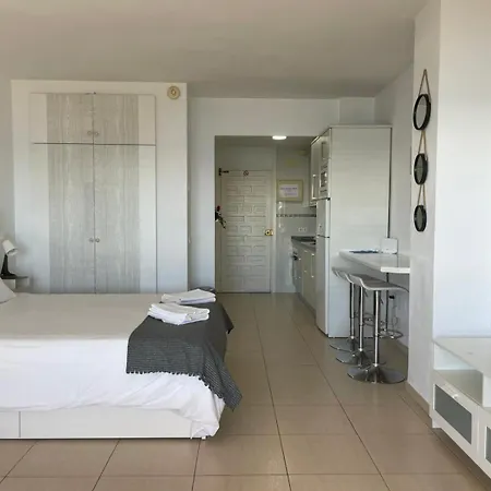 Benalbeach Frontline By Benalsuites - Sea View Appartement *
